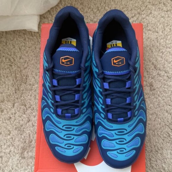 NIKE AIR MAX PLUS DRIFT